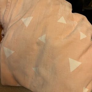 Pale pink BIG BLANKET with white triangles.  10x10 size.